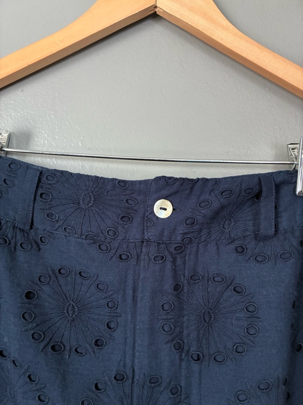 SUNDANCE Navy Blue Eyelet Cutwork Embroidered Cotton Wide Leg Pants Boho 16 - Picture 5 of 8